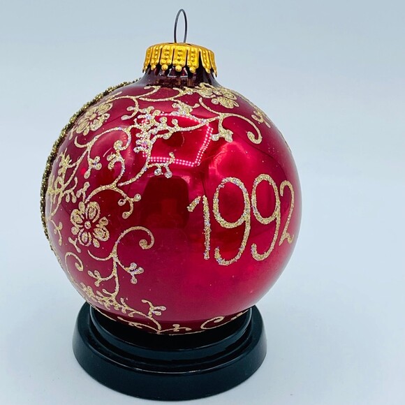 1992 Santa Claus Painted Silk Glass Ball Christmas Tree Ornament Gold Glitter - Picture 4 of 6
